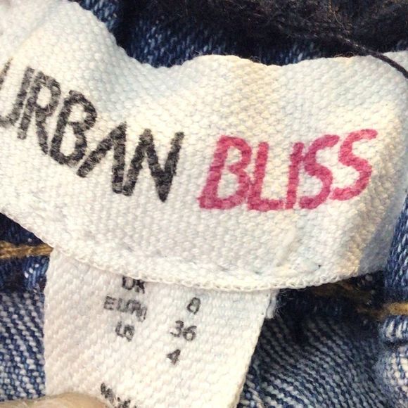 Urban Bliss Maternity Blue Jeans Size 4 Excellent Used Condition - Picture 8 of 8